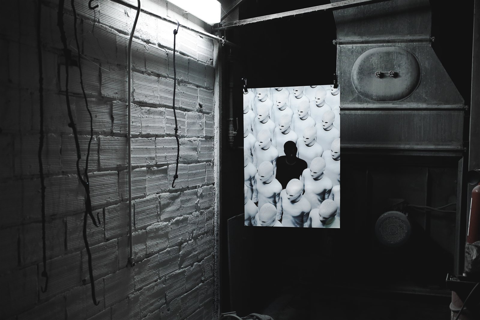 HEYMES poster 005, unfaced crowd